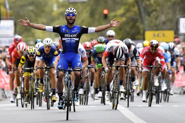 Paris-Tours 2016 cycling race TOURS, FRANCE - OCTOBER 9 : GAVIRIA RENDON Fernando (COL) Rider of ETIXX - QUICK STEP celebrates the victory before DEMARE Arnaud (FRA) Rider of FDJ and VANGENECHTEN Jonas (BEL) Rider of IAM CYCLING during the 110th edition of the Paris-Tours cycling race with start in Dreux and finish in Tours on October 09, 2016 in Tours, France, 9 10 2016 TOURS FRANCE Copyright: xPeterxDexVoechtx 10607844-012