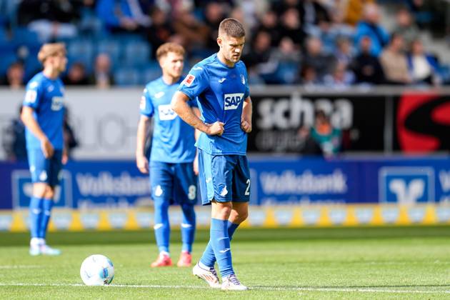 Andrej Kramaric Hoffenheim, 27 , TSG 1899 Hoffenheim player, looking disappointed, disappointment, frustration, disappointed, pessimistic, after conceding the 0 2 goal, action, action scene, 14 09 2024, Sinsheim Germany , Soccer, Bundesliga, TSG 1899 Hoffenheim Bayer 04 Leverkusen, DFB DFL REGULATIONS PROHIBIT ANY USE OF PHOTOGRAPHS AS IMAGE SEQUENCES AND OR QUASI VIDEO xozx