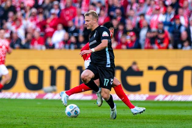 Marco Gruell SV Werder Bremen, 17 in duel with Nadiem Amiri 1 FSV Mainz 05, 18 , GER, 1 FSV Mainz 05 vs SV Werder Bremen, Soccer, 1 Bundesliga, Matchday 3, Season 2024 2025, 15 09 2024 DFL DFB REGULATIONS PROHIBIT ANY USE OF PHOTOGRAPHS as IMAGE SEQUENCES and or QUASI VIDEO GER, 1 FSV Mainz 05 vs SV Werder Bremen, Football, 1 Bundesliga, Matchday 3, Season 2024 2025, 15 09 2024 Mainz Copyright: xEibner-Pressefoto FlorianxWieganx EP_FWD