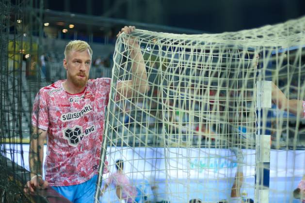 HC Zagreb v Aalborg Handbold - EHF Champions League ZAGREB, CROATIA - SEPTEMBER 18: Rene Antonsen of Aalborg Handbold warm up ahead EHF Champions League Group Phase match between HC Zagreb and Aalborg Handbold at Arena Zagreb on September 18, 2024 in Zagreb, Croatia.  SanjinxStrukic PIXSELL