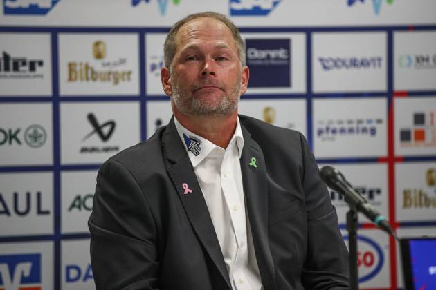 Steve Walker Schwenninger Wild Wings, Head Coach Adler Mannheim vs Schwenninger Wild Wings, Ice Hockey, 1 League, 1 Matchday, 2024 2025, 20 09 2024 DEL REGULATIONS Adler Mannheim vs Schwenninger Wild Wings, Ice Hockey, 1 League, 1 Matchday, 2024 2025, 20 09 2024 Mannheim Copyright: xEibner-Pressefoto JanxPrihodax EP_JPA