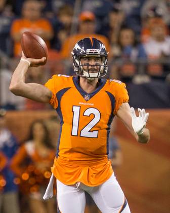 NFL, American Football Herren, USA 2018: Bears vs Broncos Aug 18 August 18, 2018: Denver Broncos quarterback Paxton Lynch (12) passing formation during the third quarter of an NFL preseason matchup between the Chicago Bears and the Denver Broncos at Broncos Stadium at Mile High Denver CO, Scott D Stivason Cal Media Denver Colorado United States of America EDITORIAL USE ONLY Copyright: xx ZUMA-20180818_zaf_c04_772.jpg ScottxDxStivasonx csmphototwo419408