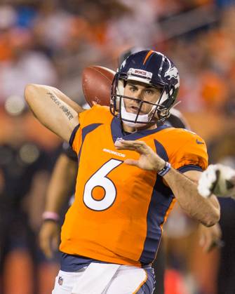 NFL, American Football Herren, USA 2018: Bears vs Broncos Aug 18 August 18, 2018: Denver Broncos quarterback Chad Kelly (6) during the third quarter of an NFL preseason matchup between the Chicago Bears and the Denver Broncos at Broncos Stadium at Mile High Denver CO, Scott D Stivason Cal Media Denver Colorado United States of America EDITORIAL USE ONLY Copyright: xx ZUMA-20180818_zaf_c04_767.jpg ScottxDxStivasonx csmphototwo419411