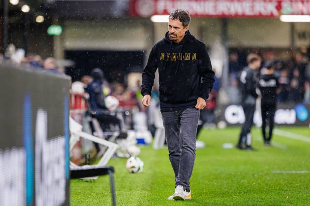 Thomas Stamm SG Dynamo Dresden, Head Coach GER, SC Verl vs SG Dynamo Dresden, Football, 3 Liga, 7 Spieltag, Spielzeit 2024 2025, 25 09 2024 DFL Regulations prohibit any use of photographers as image sequences and or quasi video GER, SC Verl vs SG Dynamo Dresden, Football, 3 Liga, 7 Spieltag, Spielzeit 2024 2025, 25 09 2024 Verl Copyright: xEibner-Pressefotox xJanxRollingerx EP_JSK
