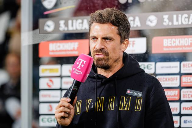 Thomas Stamm SG Dynamo Dresden, Head Coach in an interview with Magenta TV GER, SC Verl vs SG Dynamo Dresden, Football, 3 Liga, Matchday 7, Season 2024 2025, 25 09 2024 DFL Regulations prohibit any use of photographers as image sequences and or quasi video GER, SC Verl vs SG Dynamo Dresden, Football, 3 Liga, Matchday 7, Season 2024 2025, 25 09 2024 Verl Copyright: xEibner-Pressefotox xJanxRollingerx EP_JSK