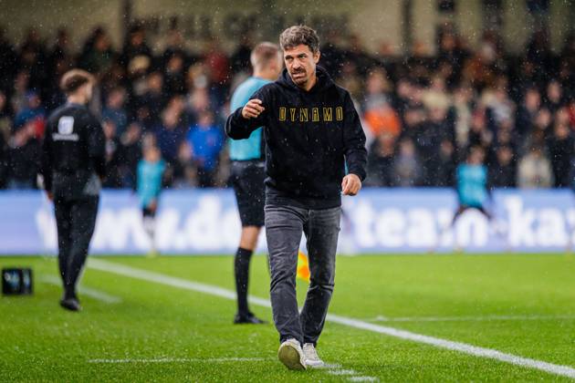 Thomas Stamm SG Dynamo Dresden, Head Coach gesticulates GER, SC Verl vs SG Dynamo Dresden, Football, 3 Liga, 7 Matchday, Season 2024 2025, 25 09 2024 DFL Regulations prohibit any use of photographers as image sequences and or quasi video GER, SC Verl vs SG Dynamo Dresden, Football, 3 Liga, 7 Matchday, Season 2024 2025, 25 09 2024 Verl Copyright: xEibner-Pressefotox xJanxRollingerx EP_JSK