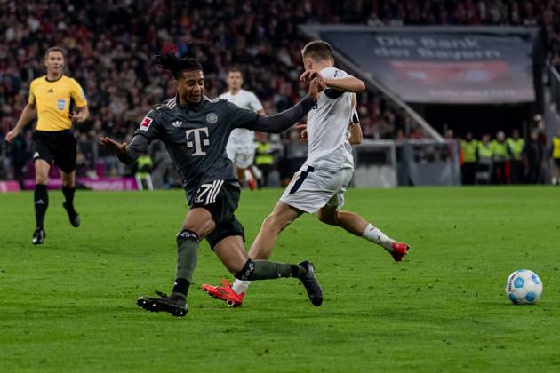 Fight for the ball duel between Michael Olise FC Bayern Muenchen, 17 and Florian Wirtz Bayer 04 Leverkusen, 10 GER, FC Bayern Muenchen vs Bayer 04 Leverkusen, Football, Bundesliga, Matchday 5, Season 2024 2025, 28 09 2024 DFL DFB REGULATIONS PROHIBIT ANY USE OF PHOTOGRAPHS as IMAGE SEQUENCES and or QUASI VIDEO GER, FC Bayern Muenchen vs Bayer 04 Leverkusen, Football, Bundesliga, Matchday 5, Season 2024 2025, 28 09 2024 Muenchen Copyright: xEibner-Pressefoto HeikexFeinerx EP_HFR
