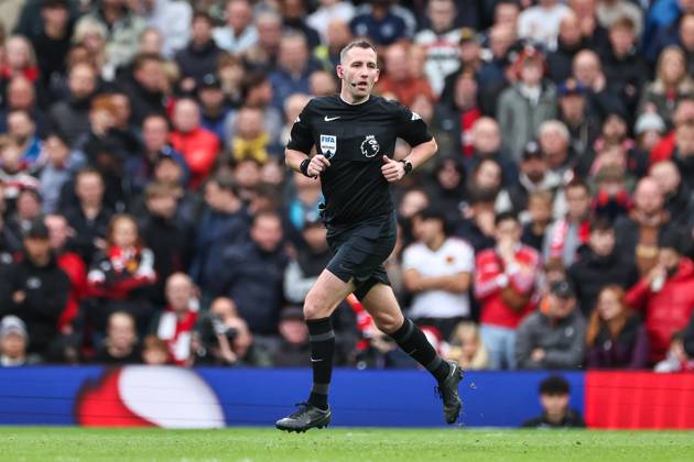 Premier League Manchester United, ManU v Tottenham Hotspur Referee Chris Kavanagh during the Premier League match Manchester United vs Tottenham Hotspur at Old Trafford, Manchester, United Kingdom, 29th September 2024 (Photo by Mark Cosgrove News Images) Copyright: xMarkxCosgrove NewsxImagesx