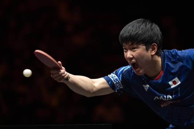 (241003) -- BEIJING, Oct. 3, 2024 -- Harimoto Tomokazu of Japan hits a return to Truls Moregard of Sweden during the men s singles round of 16 match at 2024 World Table tennis, Tischtennis (WTT) China Smash in Beijing, China, Oct. 3, 2024. ) (SP)CHINA-BEIJING-TABLE TENNIS-WTT-CHINA SMASH-MEN S SINGLES (CN) XiaoxYijiu