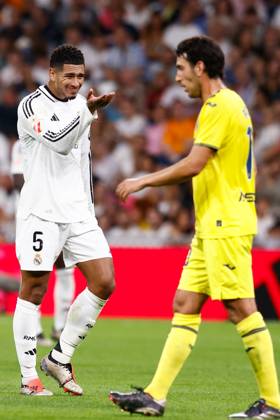 October 5, 2024, Madrid, Madrid, SPAIN: Jude Bellingham of Real Madrid gestures during the Spanish League, LaLiga EA Sports, football match played between Real Madrid and Villarreal CF at Santiago Bernabeu stadium on October 5, 2024, in Madrid, Spain. Madrid SPAIN - ZUMAa181 20241005_zaa_a181_219 Copyright: xDennisxAgyemanx