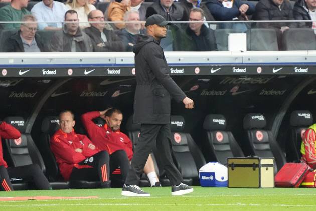 Coach Vincent Kompany FC Bayern Munich Frankfurt 06 10 2024 Eintracht Frankfurt vs FC Bayern Munich, Deutsche Bank Park, Bundesliga, Matchday 6