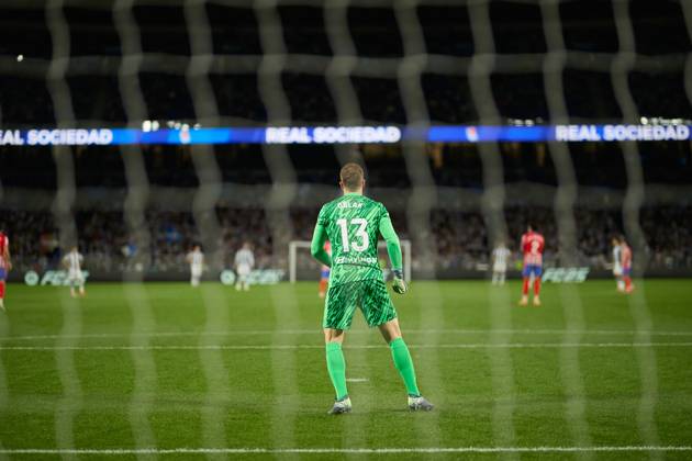 October 6, 2024, San Sebastian, Guipuzcoa, SPAIN: Jan Oblak of Atletico de Madrid looks on during the LaLiga EA Sports match between Real Sociedad and Atletico de Madrid at Reale Arena on October 6, 2024, in San Sebastian, Spain. San Sebastian SPAIN - ZUMAa181 20241006_zaa_a181_290 Copyright: xRicardoxLarreinax