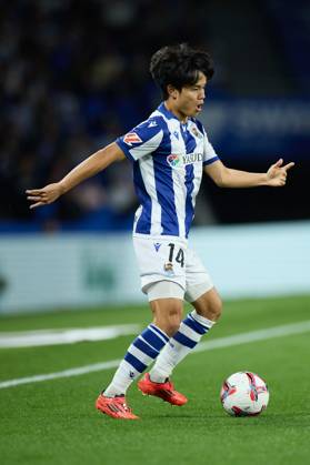 October 6, 2024, San Sebastian, Guipuzcoa, SPAIN: Takefusa Kubo of Real Sociedad in action during the LaLiga EA Sports match between Real Sociedad and Atletico de Madrid at Reale Arena on October 6, 2024, in San Sebastian, Spain. San Sebastian SPAIN - ZUMAa181 20241006_zaa_a181_295 Copyright: xRicardoxLarreinax