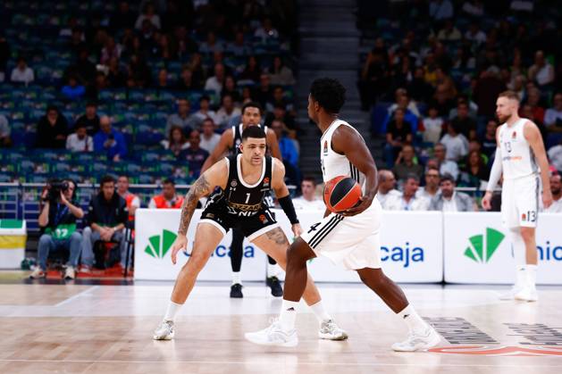 October 10, 2024, Madrid, Madrid, SPAIN: Andres Feliz of Real Madrid and Iffe Lundberg of Partizan Mozzart Bet Belgrade in action during the Turkish Airlines EuroLeague, basketball match played between Real Madrid and Partizan Mozzart Bet Belgrade at WiZink Center on October 10, 2024 in Madrid, Spain. Madrid SPAIN - ZUMAa181 20241010_zaa_a181_102 Copyright: xDennisxAgyemanx