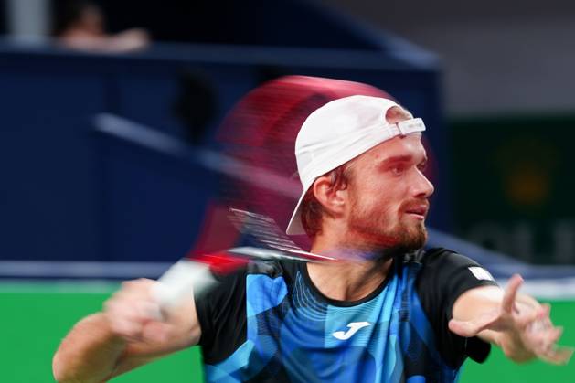 (241012) -- SHANGHAI, Oct. 12, 2024 -- Tomas Machac hits a return during the men s singles semifinal match between Jannik Sinner of Italy and Tomas Machac of the Czech Republic at the ATP, Tennis Herren World Tour Shanghai Masters tennis tournament in Shanghai, east China, Oct. 12, 2024. ) (SP)CHINA-SHANGHAI-TENNIS-ATP TOUR-SHANGHAI MASTERS(CN) XuxYanan