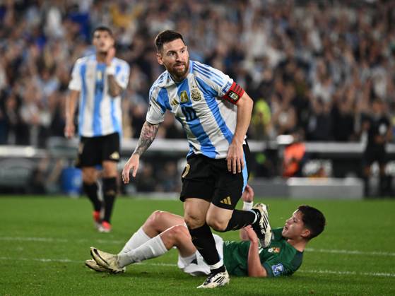 BUENOS AIRES, ARGENTINA - OCTOBER 15: Lionel Messi of Argentina celebrating after scoring the fitth goal of his team during a match between Argentina Vs Bolivia as part of World Cup 2026 Qualifiers at Estadio Mas Monumental on October 15, 2024 in BuenosAires, Argentina. Buenos Aires Buenos Aires Argentina Copyright: xIMAGOx xPhotoCero5x xLucianoxBisbalxPhotoCero5x