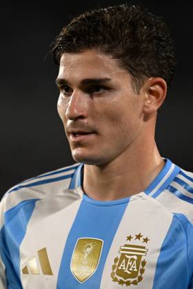 BUENOS AIRES, ARGENTINA - OCTOBER 15: Julian Alvarez of Argentina looks on, headshot during the FIFA World Cup, WM, Weltmeisterschaft, Fussball 2026 South American Qualifier match between Argentina and Bolivia at Estadio Mas Monumental Antonio Vespucio Liberti on October 15, 2024 in Buenos Aires, Argentina. Photo by D.Halisz SFSI Argentina v Bolivia - FIFA World Cup 2026 Qualifier Copyright: xDiegoxHalisz SFSIx