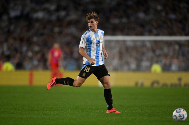 BUENOS AIRES, ARGENTINA - OCTOBER 15: Nico Paz of Argentina during the FIFA World Cup, WM, Weltmeisterschaft, Fussball 2026 South American Qualifier match between Argentina and Bolivia at Estadio Mas Monumental Antonio Vespucio Liberti on October 15, 2024 in Buenos Aires, Argentina. Photo by D.Halisz SFSI Argentina v Bolivia - FIFA World Cup 2026 Qualifier Copyright: xDiegoxHalisz SFSIx