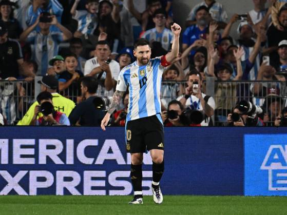BUENOS AIRES, ARGENTINA - OCTOBER 15: Lionel Messi of Argentina celebrating after scoring the first goal of his team during a match between Argentina Vs Bolivia as part of World Cup 2026 Qualifiers at Estadio Mas Monumental on October 15, 2024 in BuenosAires, Argentina. Buenos Aires Buenos Aires Argentina Copyright: xIMAGOx xPhotoCero5x xLucianoxBisbalxPhotoCero5x