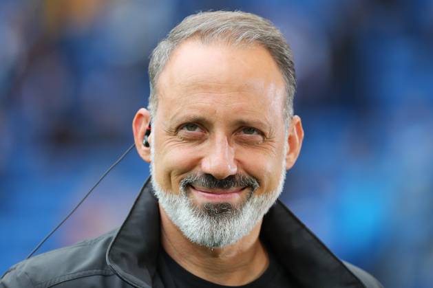 19 10 2024, xtvx, Soccer 1 Bundesliga, TSG 1899 Hoffenheim VfL Bochum emspor, v l Coach Pellegrino Matarazzo TSG 1899 Hoffenheim Portrait DFL DFB REGULATIONS PROHIBIT ANY USE OF PHOTOGRAPHS as IMAGE SEQUENCES and or QUASI VIDEO Sinsheim