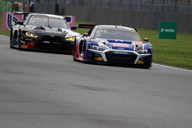 Hockenheim, Germany October 18 20 2024 ADAC GT Masters Final Hockenheimring 2024 Pictured Jonas Karklys LTU Pablo Schumm CHE , Eduardo Coseteng PHL Gregory de Sybourg CHE , Hockenheimring Baden Württemberg Copyright: xFotostandx xHorstxBernhardtx