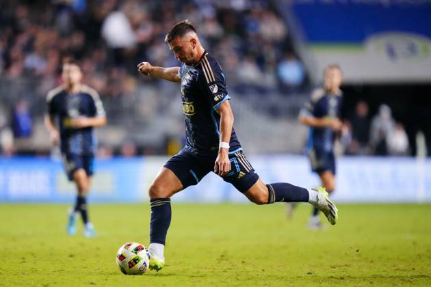 October 19, 2024: Philadelphia Union Defender Kai Wagner (27) kicks the ball during the second half of an MLS, Fussball Herren, USA match against FC Cincinnati at Subaru Park in Chester, Pennsylvania. CSM Chester United States of America - ZUMAc04_ 20241019_zma_c04_319 Copyright: xKylexRoddenx