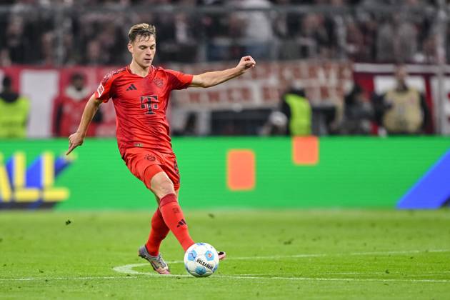 Joshua Kimmich FC Bayern Muenchen in action, on the ball, single action during the Bundesliga 1 match between FC Bayern München and VfB Stuttgart, Allianz Arena on October 19, 2024 in Munich, Germany Photo by Harry Langer DeFodi Images Joshua Kimmich FC Bayern Muenchen controls the Ball during the Bundesliga match between FC Bayern München and VfB Stuttgart at Allianz Arena on October 19, 2024 in Munich, Germany Photo by Harry Langer DeFodi Images DFL regulations prohibit any use of photographs as image sequences and or quasi video not used in POL SRB CRO FRA GBR NED ITA USA Defodi 541 FCBVFB20241019 272 Defodi-541 not used in POL SRB CRO FRA GBR NED ITA USA DFL regulations prohibit any use of photographs as image sequences and or quasi-video.