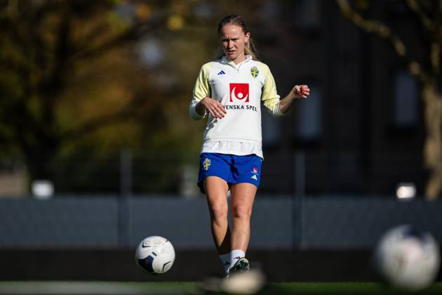 241022 Matilda Vinberg of the Swedish women s national football team during a training session on October 22, 2024 in Luxembourg Photo Mathias Bergeld BILDBYRAN code MB MB0985 fotboll football soccer fotball em kval kval uefa womens euro qualifier qualifier träning practice training sverige sweden dam bbeng Copyright: MATHIASxBERGELD BB241022MB040