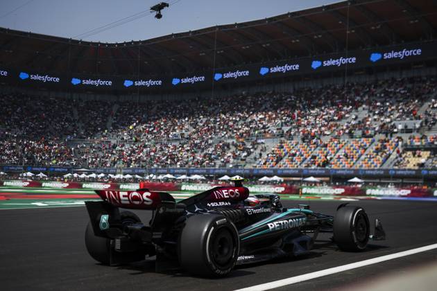 12 KIMI ANTONELLI Andrea (ita), Mercedes AMG F1 Team W15, action during the Formula 1 Gran Premio de la Ciudad de Mexico 2024, 20th round of the 2024 Formula One World Championship, WM, Weltmeisterschaft from October 25 to 27, 2024 on the Autodromo Hermanos Rodriguez, in Mexico City, Mexico - F1 - MEXICO CITY GRAND PRIX 2024 DPPI Panoramic 241025_R20_MESSICO_FGDN7539