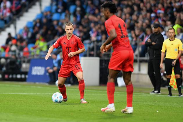 Joshua Kimmich FC Bayern Muenchen in action, on the ball, single action during the Bundesliga 1 match between VfL Bochum 1848 and FC Bayern München, Vonovia Ruhrstadion on October 27, 2024 in Bochum, Germany Photo by Ralf Treese DeFodi Images Joshua Kimmich FC Bayern Muenchen controls the ball during the Bundesliga match between VfL Bochum 1848 and FC Bayern München at Vonovia Ruhrstadion on October 27, 2024 in Bochum, Germany Photo by Ralf Treese DeFodi Images DFL regulations prohibit any use of photographs as image sequences and or quasi video not used in POL SRB CRO FRA GBR NED ITA USA Defodi 521 BOCFCB20241027 028 Defodi-521 not used in POL SRB CRO FRA GBR NED ITA USA DFL regulations prohibit any use of photographs as image sequences and or quasi-video.
