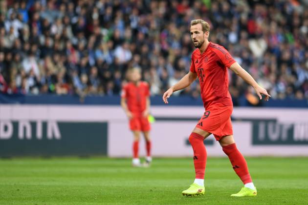 Harry Kane FC Bayern Muenchen gestures, gestures during the Bundesliga 1 match between VfL Bochum 1848 and FC Bayern München, Vonovia Ruhrstadion on October 27, 2024 in Bochum, Germany Photo by Ralf Treese DeFodi Images Harry Kane FC Bayern Muenchen gestures during the Bundesliga match between VfL Bochum 1848 and FC Bayern München at Vonovia Ruhrstadion on October 27, 2024 in Bochum, Germany Photo by Ralf Treese DeFodi Images DFL regulations prohibit any use of photographs as image sequences and or quasi video not used in POL SRB CRO FRA GBR NED ITA USA Defodi 521 BOCFCB20241027 109 Defodi-521 not used in POL SRB CRO FRA GBR NED ITA USA DFL regulations prohibit any use of photographs as image sequences and or quasi-video.