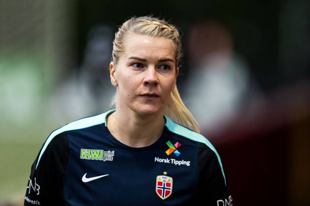 241128 Ada Hegerberg of the Norwegian women s national football team during a training session on November 28, 2024 in Larne Photo Marius Simensen BILDBYRAN COP 238 bbeng dam football fotball fotboll norge norway practice soccer training trening träning uefa women s euro qualifier  Copyright: MARIUSxSIMENSEN BB241128BB592