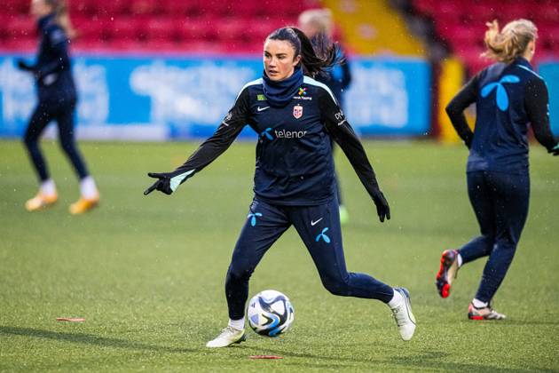 241128 Ingrid Syrstad Engen of the Norwegian women s national football team during a training session on November 28, 2024 in Larne Photo Marius Simensen BILDBYRAN COP 238 bbeng dam football fotball fotboll norge norway practice soccer training trening träning uefa women s euro qualifier Copyright: MARIUSxSIMENSEN BB241128BB594
