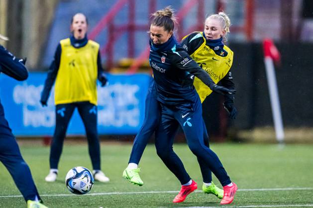 241128 Vilde Boe Risa of the Norwegian women s national football team during a training session on November 28, 2024 in Larne Photo Marius Simensen BILDBYRAN COP 238 bbeng dam football fotball fotboll norge norway practice soccer training trening träning uefa women s euro qualifier  Copyright: MARIUSxSIMENSEN BB241128BB604