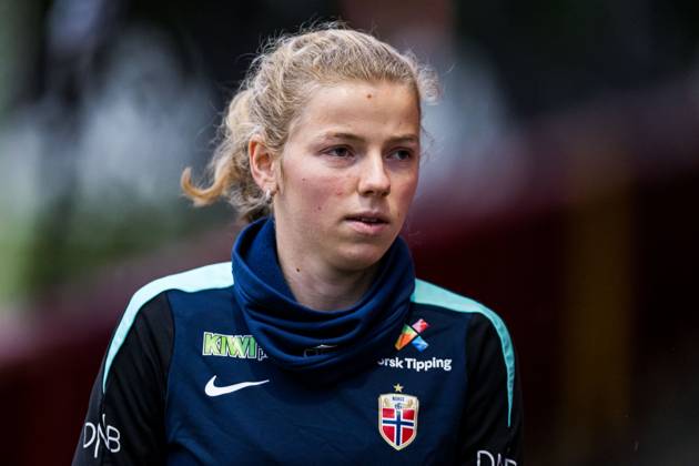 241128 Justine Kielland of the Norwegian women s national football team during a training session on November 28, 2024 in Larne Photo Marius Simensen BILDBYRAN COP 238 bbeng dam football fotball fotboll norge norway practice soccer training trening träning uefa women s euro qualifier  Copyright: MARIUSxSIMENSEN BB241128BB625