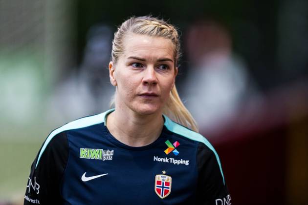 241128 Ada Hegerberg of the Norwegian women s national football team during a training session on November 28, 2024 in Larne Photo Marius Simensen BILDBYRAN COP 238 bbeng dam football fotball fotboll norge norway practice soccer training trening träning uefa women s euro qualifier  Copyright: MARIUSxSIMENSEN BB241128BB957