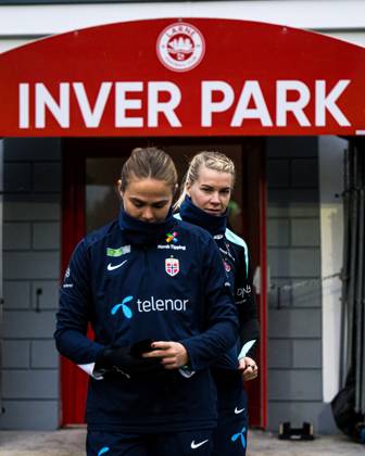 241128 Ada Hegerberg of the Norwegian women s national football team during a training session on November 28, 2024 in Larne Photo Marius Simensen BILDBYRAN COP 238 bbeng dam football fotball fotboll norge norway practice soccer training trening träning uefa women s euro qualifier  Copyright: MARIUSxSIMENSEN BB241128BB981