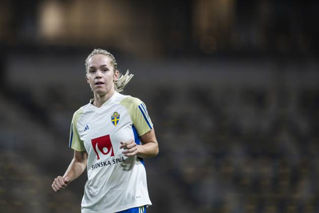 241202 Hanna Lundkvist of the Swedish women s national football team during a training session on December 2, 2024 in Stockholm Photo Maxim ThorÃ BILDBYRAN kod MT MT0701 fotboll football soccer fotball em kval kval uefa womens euro qualifier qualifier träning practice training sverige sweden dam bbeng  Copyright: MAXIMxTHORE BB241202MT065