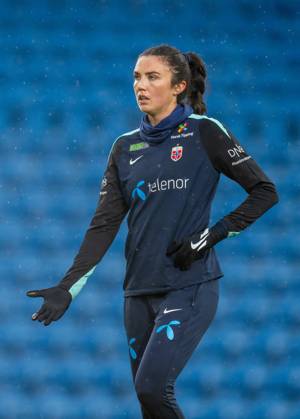 241202 Ingrid Syrstad Engen of the Norwegian women s national football team during a training session on December 2, 2024 in Oslo Photo Vegard Grott BILDBYRAN kod VG VG0699 bbeng fotboll football soccer fotball norge norway women dam uefa euro qualifier em kvalifisering kvinner em kvalik em kval träning practice training trening Copyright: VEGARDxGRoTT BB241202VG053