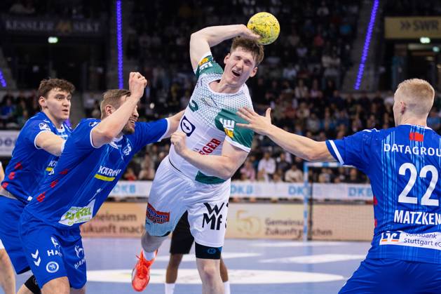 Oskar NEUDECK FRISCH AUF Goeppingen, 02 scores a goal, Action, Goal throw TVB Stuttgart TVB vs FRISCH AUF Goeppingen FAG , Handball, Men, Daikin 1 Handball Bundesliga HBL , Matchday 14, Season 2024 2025, 05 12 2024 TVB Stuttgart TVB vs FRISCH AUF Goeppingen FAG , Handball, Men, Daikin 1 Handball Bundesliga HBL , Matchday 14, Season 2024 2025, 05 12 2024 Stuttgart Copyright: xEibnerxPressefoto OliverxSchmidtx EP_OST