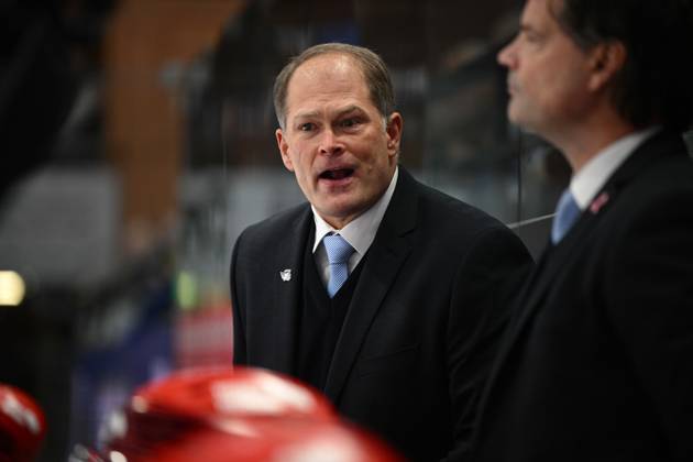 Steve Walker Schwenninger Wild Wings Head Coach Schwenninger Wild Wings vs ERC Ingolstadt, Ice Hockey, DEL, Matchday 23, Season 2024 2025, 05 12 2024 Schwenninger Wild Wings vs ERC Ingolstadt, Ice Hockey, DEL, Penny DEL, Matchday 23, Season 2024 2025, 05 12 2024 Schwenningen Copyright: xEibner-Pressefoto SvenxLaeglerx EP_SVL