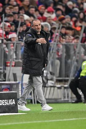 Coach Frank Schmidt 1 FC Heidenheim gestures during the Bundesliga match between FC Bayern München and 1 FC Heidenheim 1846 at Allianz Arena on December 07, 2024 in Munich, Germany, Germany Photo by Harry Langer DeFodi Images Coach Frank Schmidt 1 FC Heidenheim gestures during the Bundesliga match between FC Bayern München and 1 FC Heidenheim 1846 at Allianz Arena on December 7, 2024 in Munich, Germany Photo by Harry Langer DeFodi Images DFL regulations prohibit any use of photographs as image sequences and or quasi video Defodi 541 FCBFCH20241207 055 Defodi-541 DFL regulations prohibit any use of photographs as image sequences and or quasi-video.