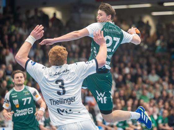 Oskar Sunnefeldt Frisch Auf Goeppingen, 27 throws from the back, Frisch Auf Goeppingen vs TBV Lemgo Lippe, Handball, 1 Bundesliga, Men, Season 2024 2025, 08 12 2024, Frisch Auf Goeppingen vs TBV Lemgo Lippe, Handball, 1 Bundesliga, Men, Season 2024 2025, 08 12 2024 Goeppingen Copyright: xMichaelxSchmidt Eibner-Pressefotx EP_MST