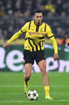 DORTMUND - Felix Nmecha of Borussia Dortmund during the UEFA Champions league match between Borussia Dortmund and FC Barcelona, Barca at the Signal Iduna Park on Dec. 11, 2024 in Dortmund, Germany. ANP Hollandse Hoogte UEFA Champions League 2024 25 League phase 6 2024 25 xVIxANPxSportx xGerritxvanxKeulenxIVx 515702718 originalFilename: 515702718
