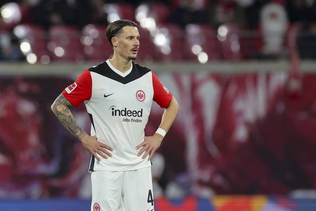 Robin Koch Eintracht Frankfurt looks dejected, Bundesliga, RB Leipzig v Eintracht Frankfurt, Red Bull Arena, December 15, 2024 in Leipzig, Germany Photo by Marco Steinbrenner DeFodi Images Robin Koch Eintracht Frankfurt looks dejected, Bundesliga, RB Leipzig v Eintracht Frankfurt, Red Bull Arena, December 15, 2024 in Leipzig, Germany Photo by Marco Steinbrenner DeFodi Images DFL regulations prohibit any use of photographs as image sequences and or quasi video Defodi 700 leipzig frank 20241215 009 Defodi-700 DFL regulations prohibit any use of photographs as image sequences and or quasi-video.
