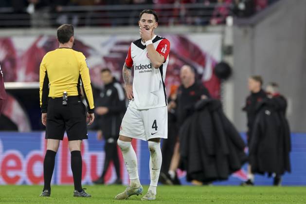 Robin Koch Eintracht Frankfurt looks dejected, Bundesliga, RB Leipzig v Eintracht Frankfurt, Red Bull Arena, December 15, 2024 in Leipzig, Germany Photo by Marco Steinbrenner DeFodi Images Robin Koch Eintracht Frankfurt looks dejected, Bundesliga, RB Leipzig v Eintracht Frankfurt, Red Bull Arena, December 15, 2024 in Leipzig, Germany Photo by Marco Steinbrenner DeFodi Images DFL regulations prohibit any use of photographs as image sequences and or quasi video Defodi 700 leipzig frank 20241215 160 Defodi-700 DFL regulations prohibit any use of photographs as image sequences and or quasi-video.