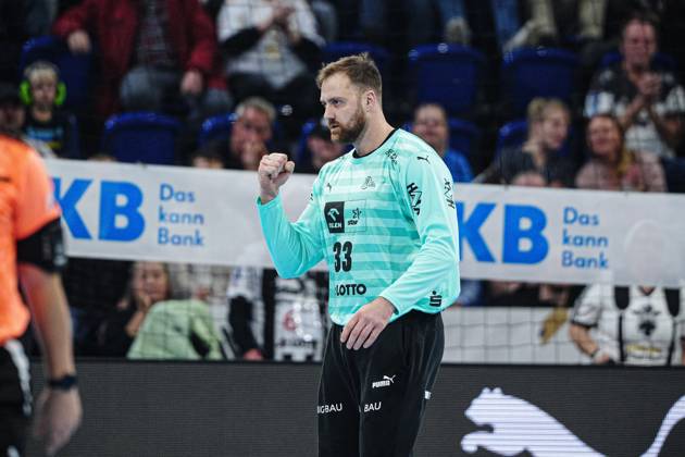 Cheering after Andreas Wolffs save THW Kiel, 33 GER, THW Kiel vs VfL Gummersbach, Handball, DHB Cup, Quarter-final, 2024 2025 season, 19 12 2024 GER, THW Kiel vs VfL Gummersbach, Handball, DHB Cup, Quarter-final, 2024 2025 season, 19 12 2024 Kiel Copyright: xEibner-Pressefoto MarcelxvonxFehrnx EP_MFN