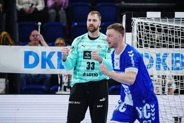 Cheering after Andreas Wolffs save THW Kiel, 33 GER, THW Kiel vs VfL Gummersbach, Handball, DHB Cup, Quarter-final, 2024 2025 season, 19 12 2024 GER, THW Kiel vs VfL Gummersbach, Handball, DHB Cup, Quarter-final, 2024 2025 season, 19 12 2024 Kiel Copyright: xEibner-Pressefoto MarcelxvonxFehrnx EP_MFN
