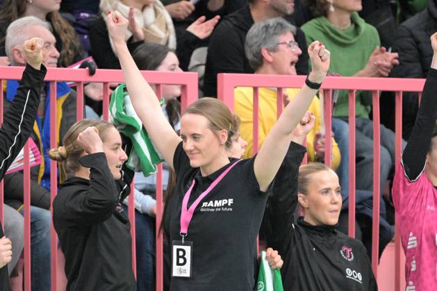 Miriam Hirsch (TusSies Metzingen, Trainerin) TusSies Metzingen vs. HB Ludwigsburg, Handball, HBF, 9.Ligaspieltag, Saison 2024 2025, 27.12.2024 TusSies Metzingen vs. HB Ludwigsburg, Handball, HBF, 9.Ligaspieltag, Saison 2024 2025, 27.12.2024 Tuebingen Copyright: xEibner-Pressefotox EP_TBR