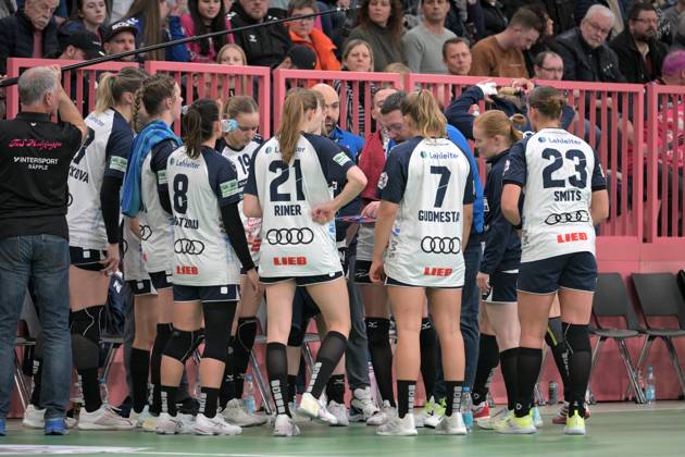 Time Out Sport Union Neckarsulm TusSies Metzingen vs Sport Union Neckarsulm, Handball, HBF, 10 League Matchday, Season 2024 2025, 29 12 2024 TusSies Metzingen vs Sport Union Neckarsulm, Handball, HBF, 10 League Matchday, Season 2024 2025, 29 12 2024 Tuebingen Copyright: xEibner-Pressefotox EP_TBR